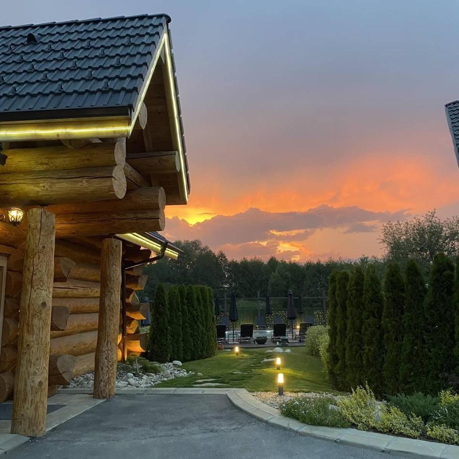 Alpina Luxury Chalets Banea Exterior foto